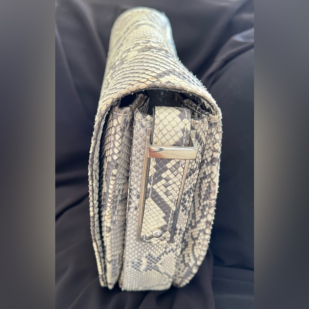 New Cape Cobra Beirut Saddle Bag, Genuine Natural Python - Picture 8 of 16